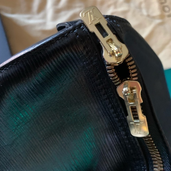 ouis Vuitton Duffle Keepall 50 Epi Leather Black - Picture 2 of 6